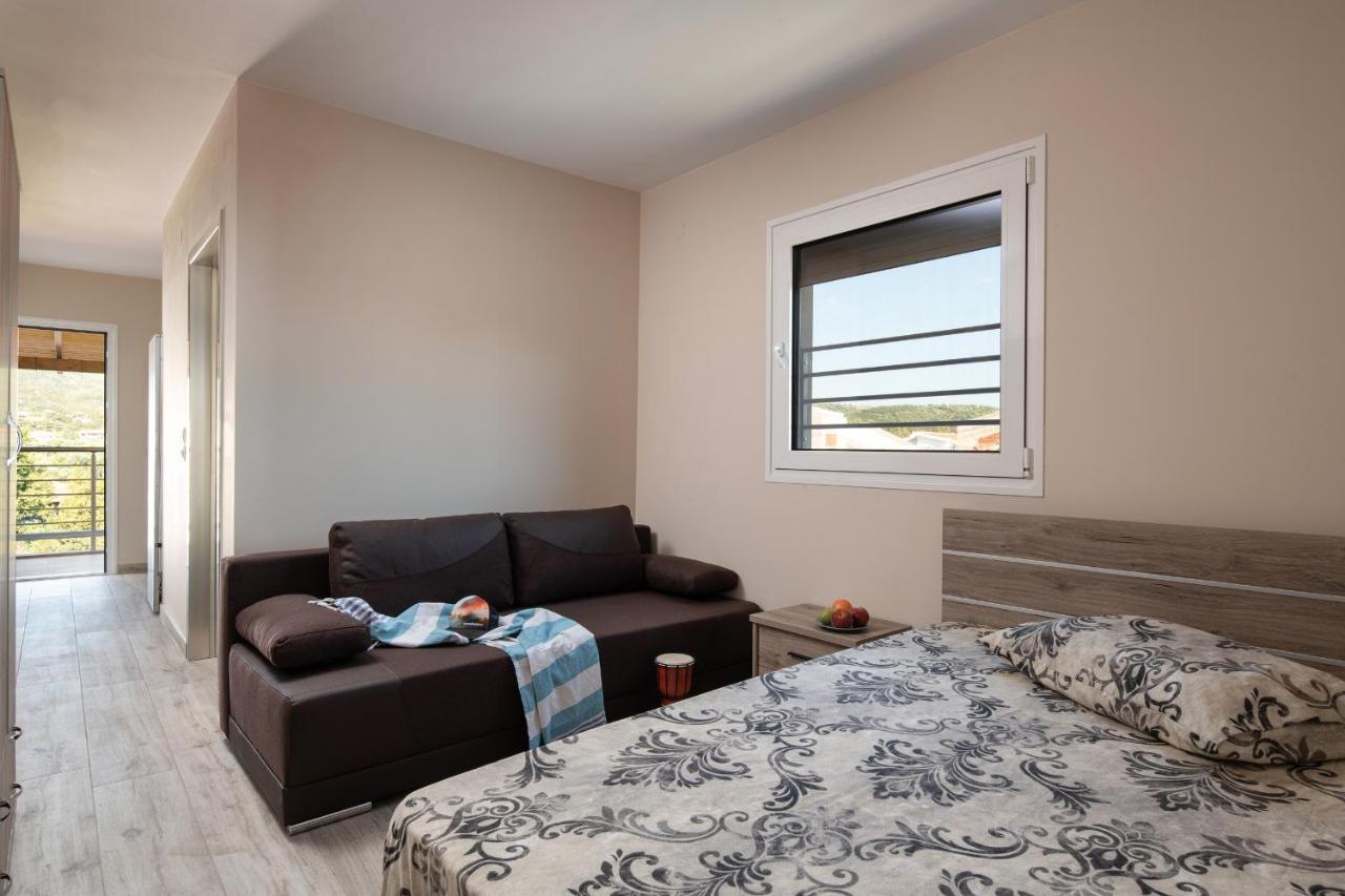 Sunset Studios - Suites With Seaview & Back Side Apartements Тороні Екстер'єр фото