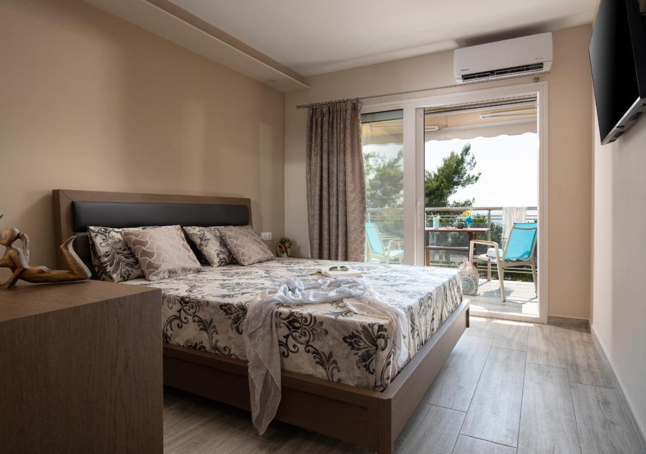 Sunset Studios - Suites With Seaview & Back Side Apartements Тороні Екстер'єр фото