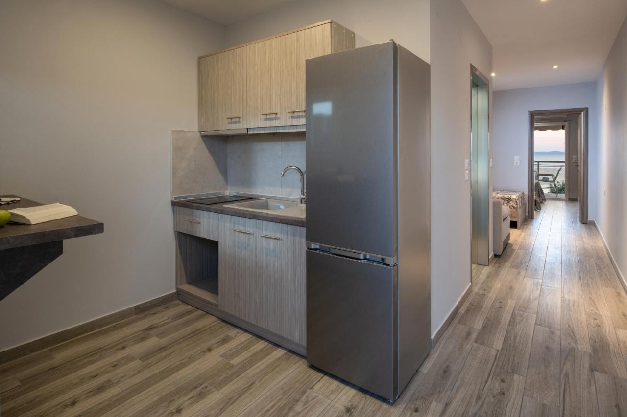 Sunset Studios - Suites With Seaview & Back Side Apartements Тороні Екстер'єр фото