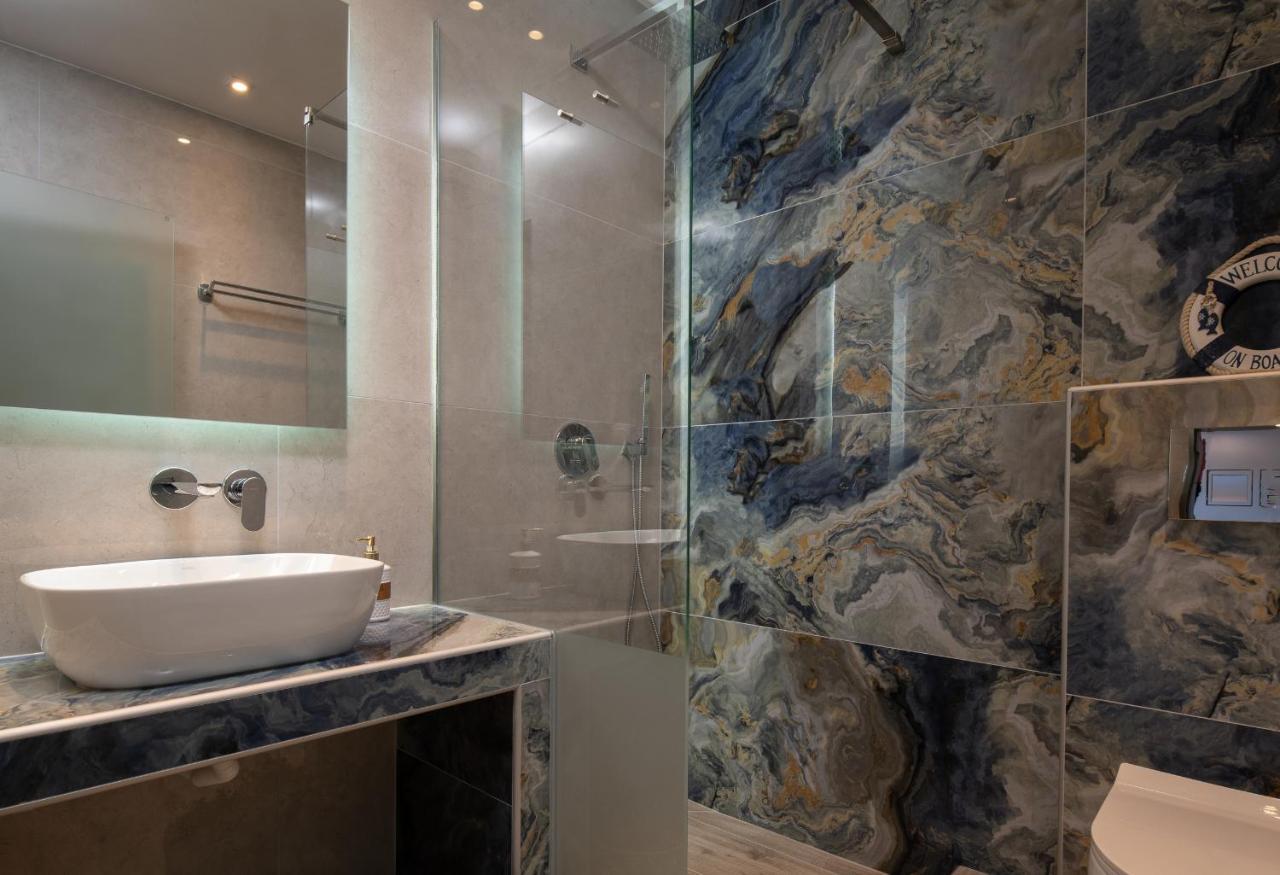 Sunset Studios - Suites With Seaview & Back Side Apartements Тороні Екстер'єр фото