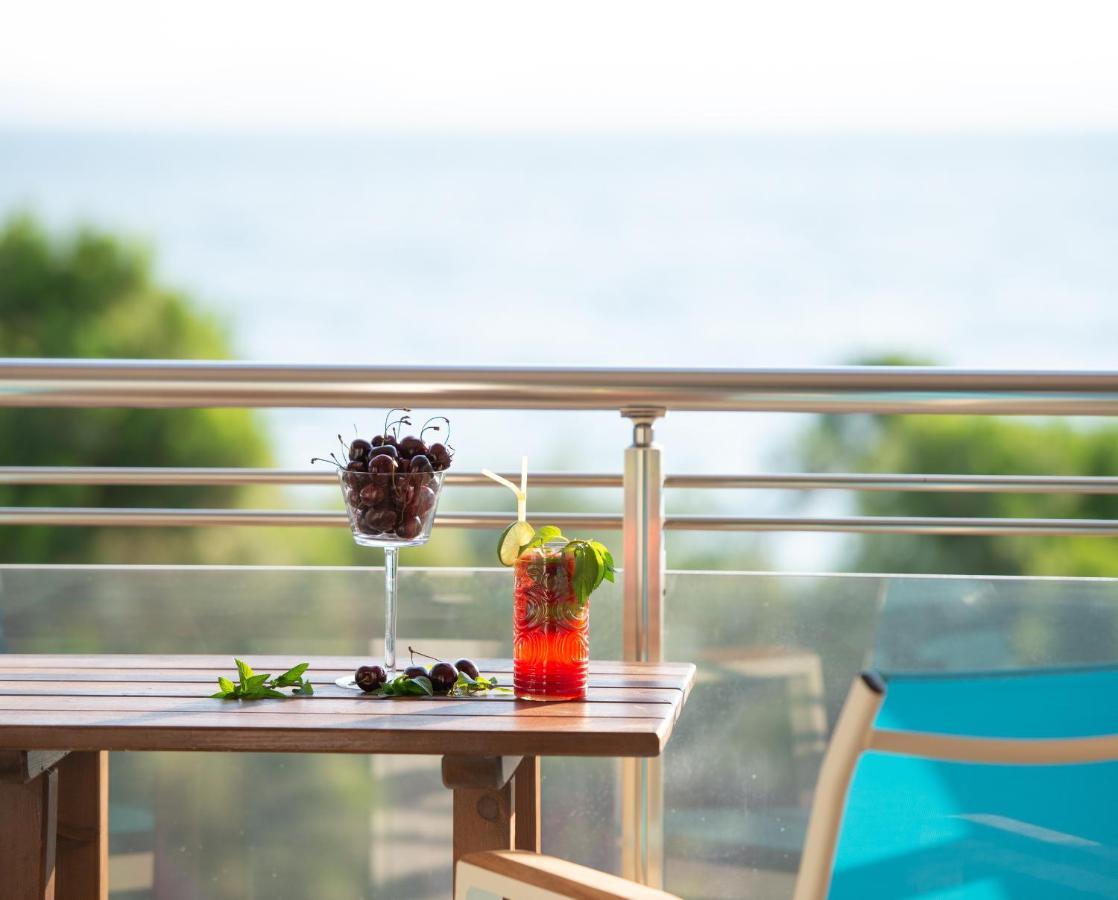 Sunset Studios - Suites With Seaview & Back Side Apartements Тороні Екстер'єр фото